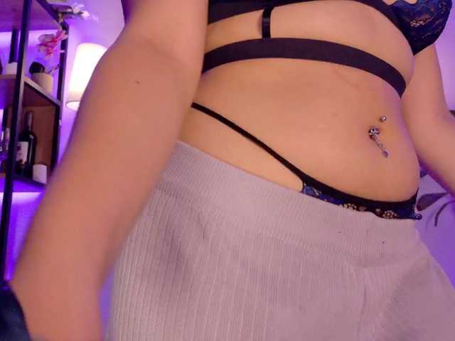 Silvana-goddess live webcam show