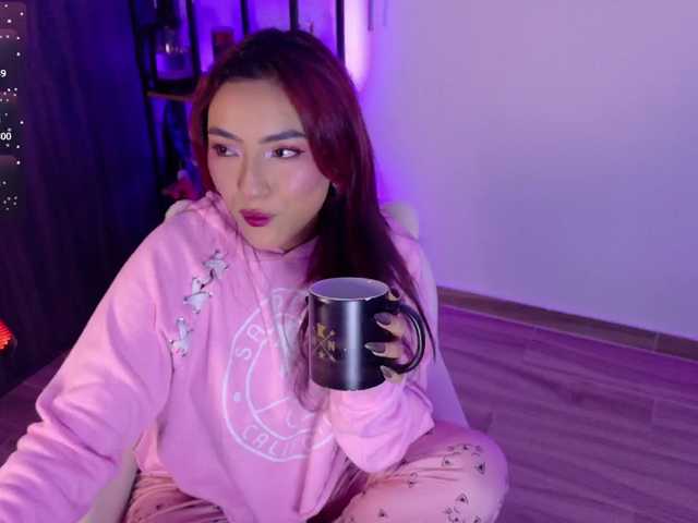 Silvana-goddess live webcam show
