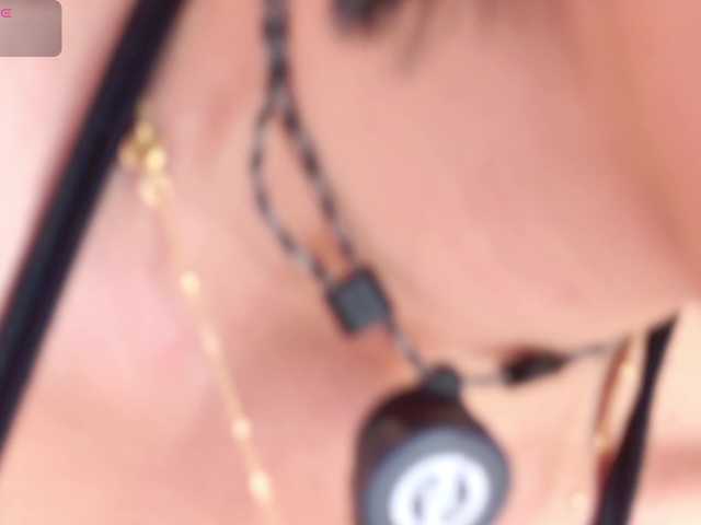 irisreid live cam on BongaCams