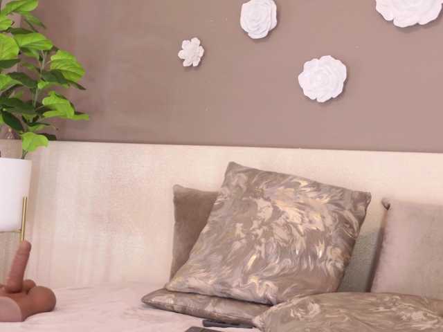 irisreid live cam on BongaCams