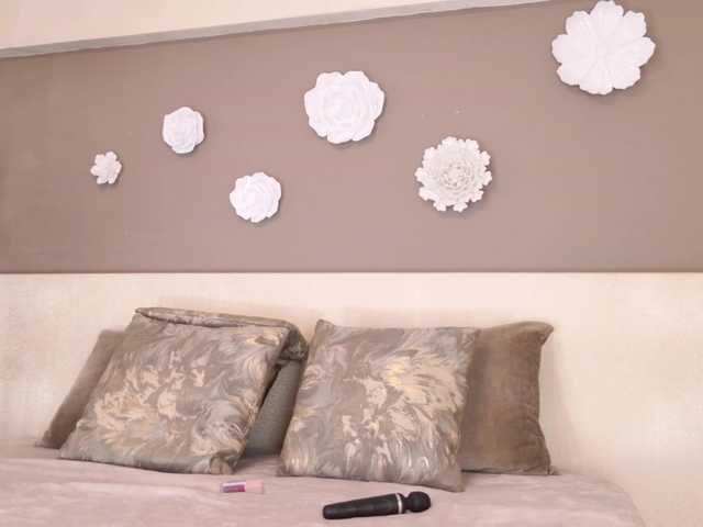 irisreid live cam on BongaCams