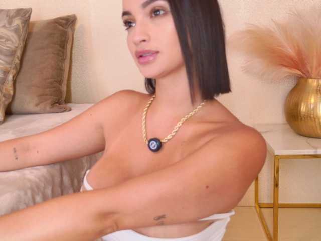 irisreid live cam on BongaCams