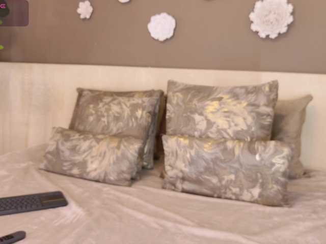 irisreid live cam on BongaCams