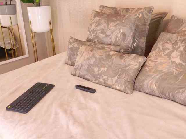 irisreid webcam