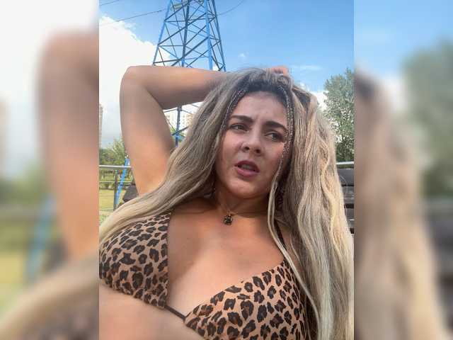 ProseccoMood live cam on BongaCams