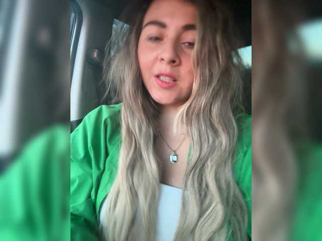 ProseccoMood's BongaCams show and profile