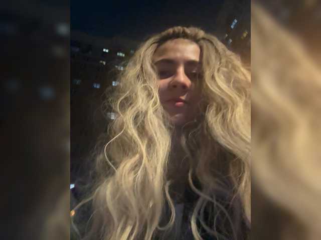 ProseccoMood's BongaCams show and profile