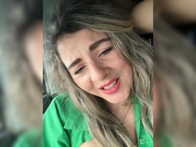 ProseccoMood's BongaCams show and profile