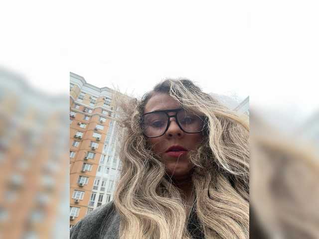 ProseccoMood's BongaCams show and profile