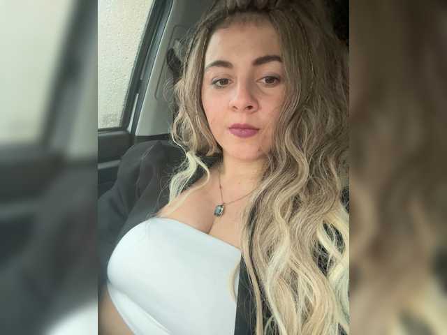 ProseccoMood's BongaCams show and profile