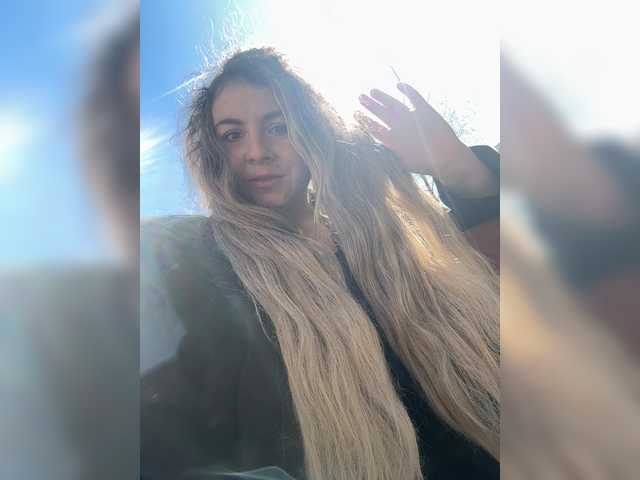 ProseccoMood's BongaCams show and profile