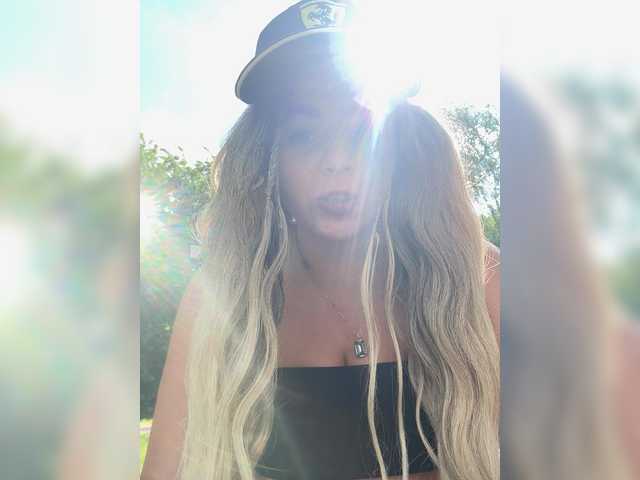 ProseccoMood live cam on BongaCams