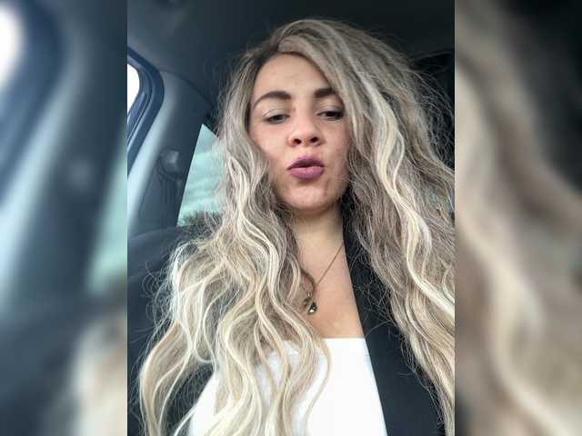 ProseccoMood's BongaCams show and profile