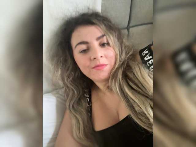 ProseccoMood's BongaCams show and profile