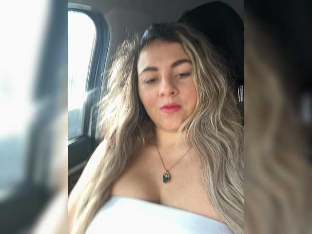 ProseccoMood's BongaCams show and profile