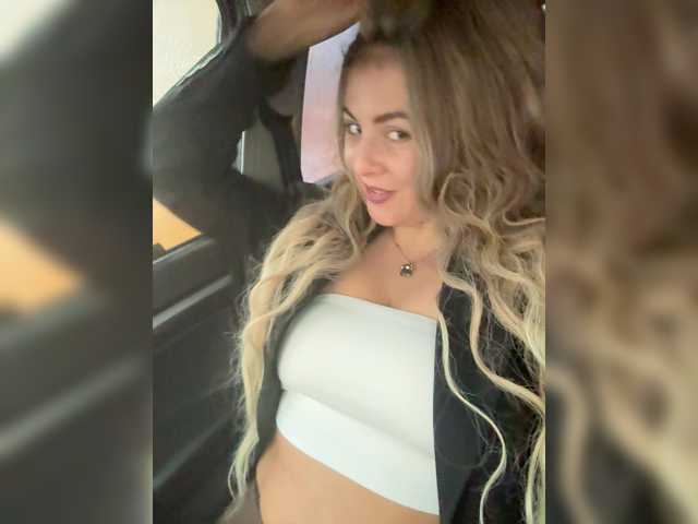 ProseccoMood's BongaCams show and profile