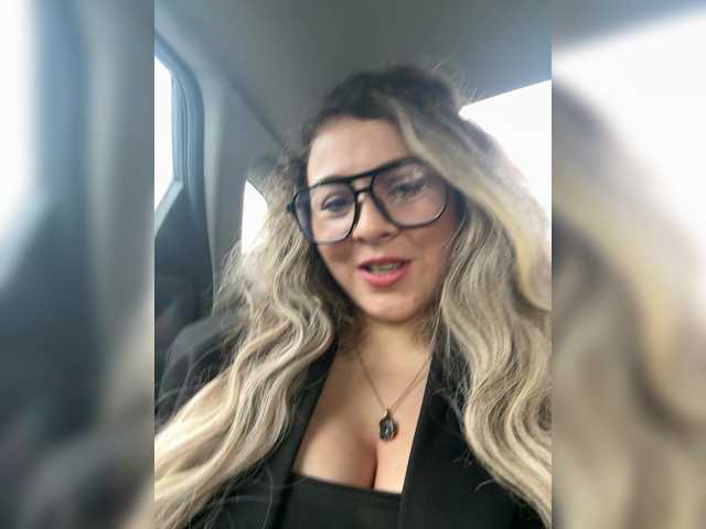 ProseccoMood's BongaCams show and profile