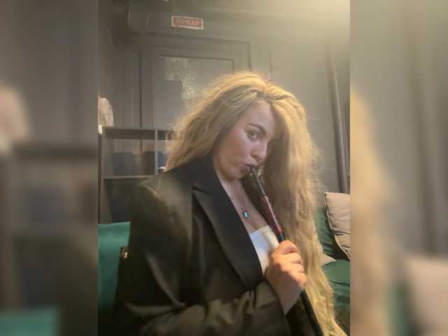 ProseccoMood's BongaCams show and profile