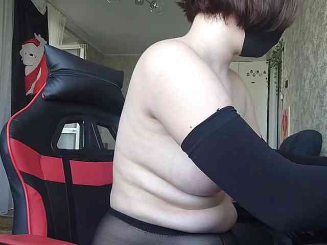Lesya-May webcam