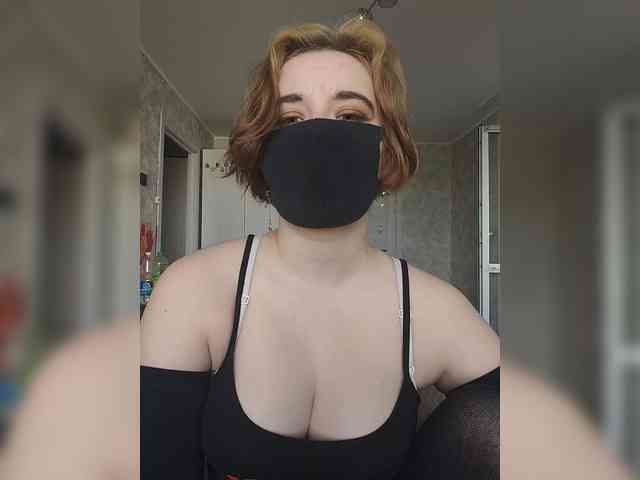 Lesya-May webcam