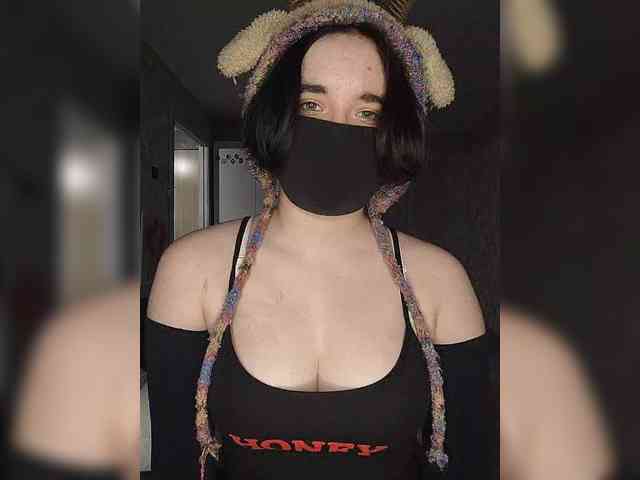 Lesya-May webcam