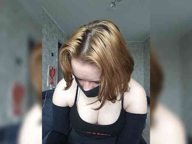 Lesya-May webcam
