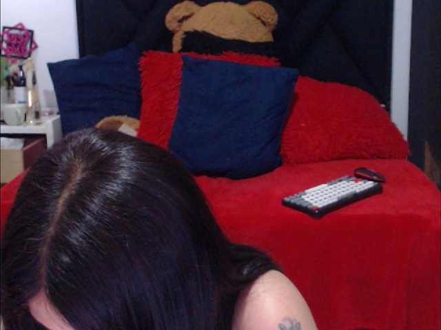 DannaSquirtx live cam on BongaCams
