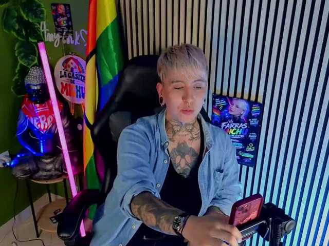 Amy-ink6969 live cam on BongaCams
