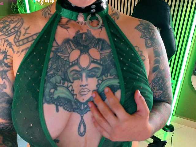 Amy-ink6969 live cam on BongaCams