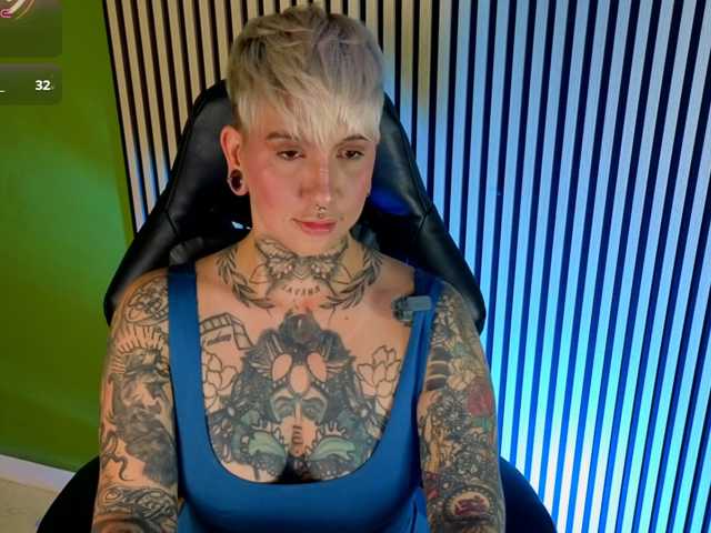Amy-ink6969 live cam on BongaCams