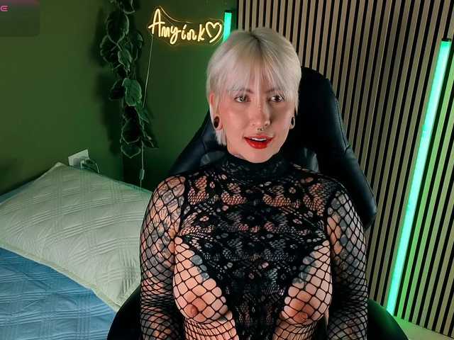 Amy-ink6969 live cam on BongaCams