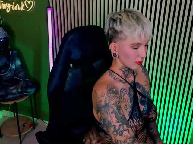 Amy-ink6969 live cam on BongaCams