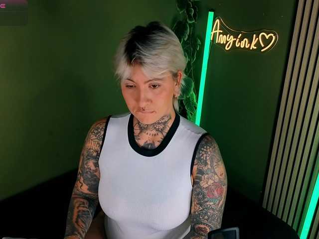 Amy-ink6969 live cam on BongaCams