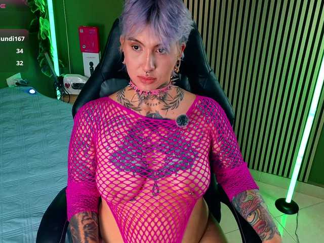 Amy-ink6969 live cam on BongaCams