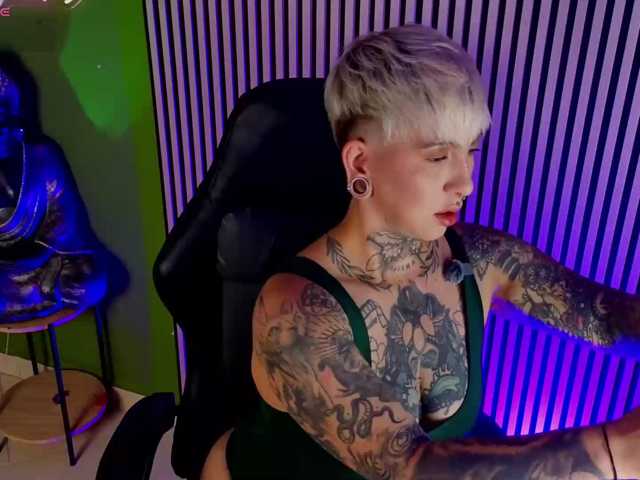 Amy-ink6969 live cam on BongaCams