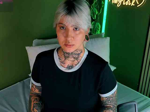 Amy-ink6969 webcam