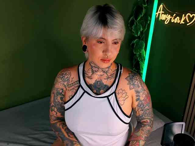 Amy-ink6969 webcam