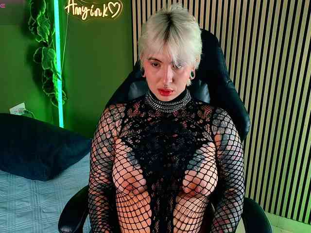 Amy-ink6969 webcam