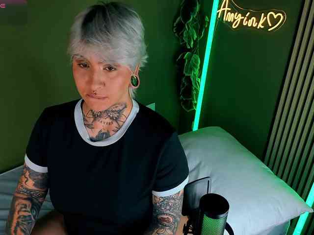 Amy-ink6969 webcam