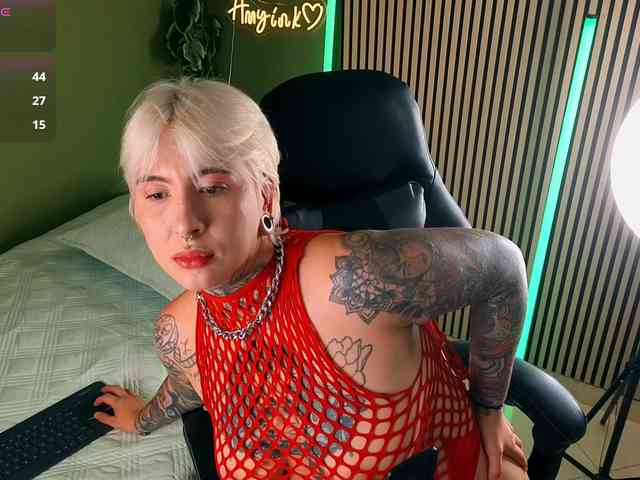 Modella: Amy-ink6969