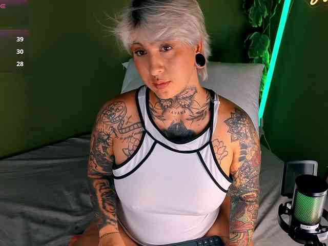 Amy-ink6969 webcam