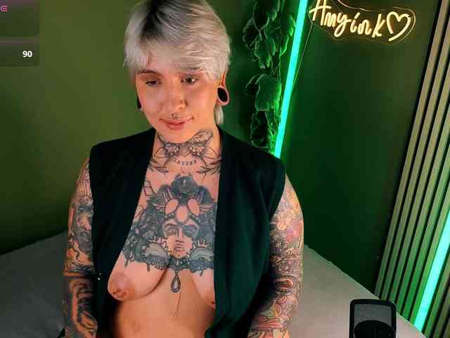 Amy-ink6969 webcam