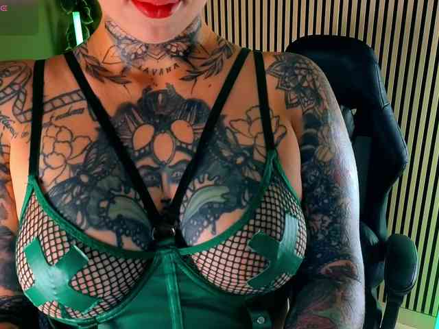 Amy-ink6969 webcam