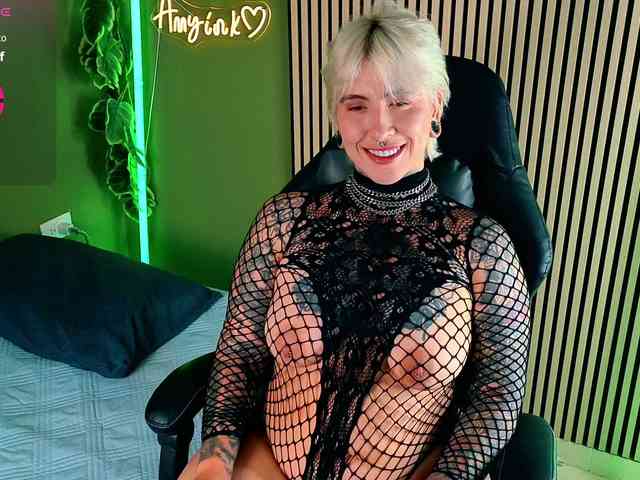 Amy-ink6969 webcam