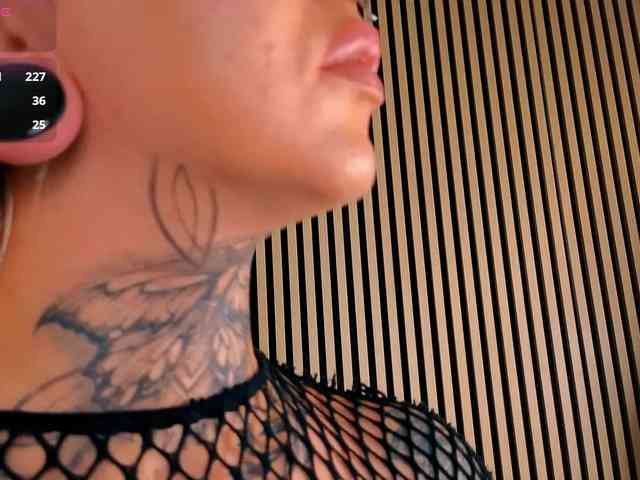 Amy-ink6969 webcam