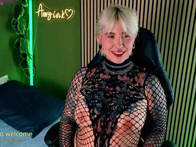 Amy-ink6969 webcam