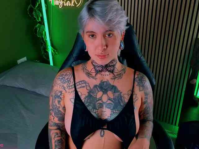 Amy-ink6969 webcam