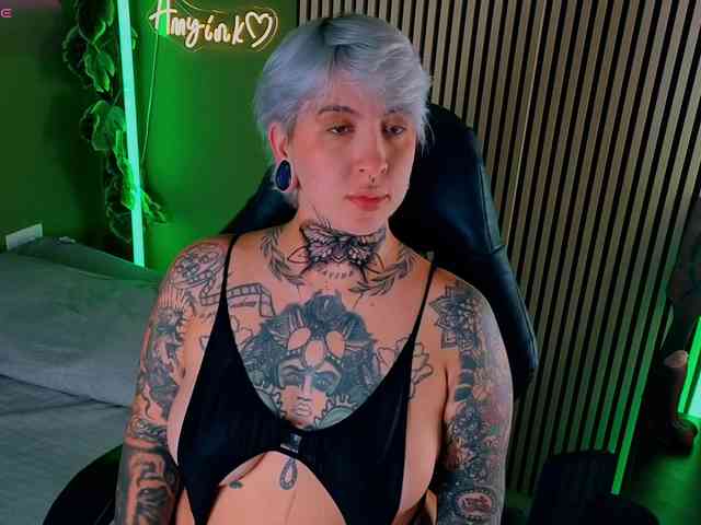 Amy-ink6969 webcam