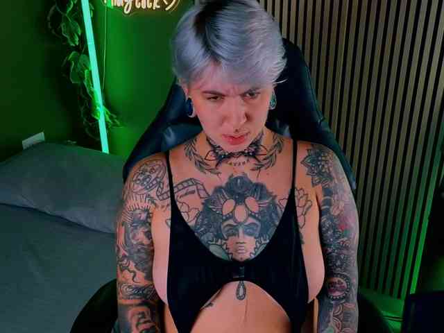 Amy-ink6969 webcam