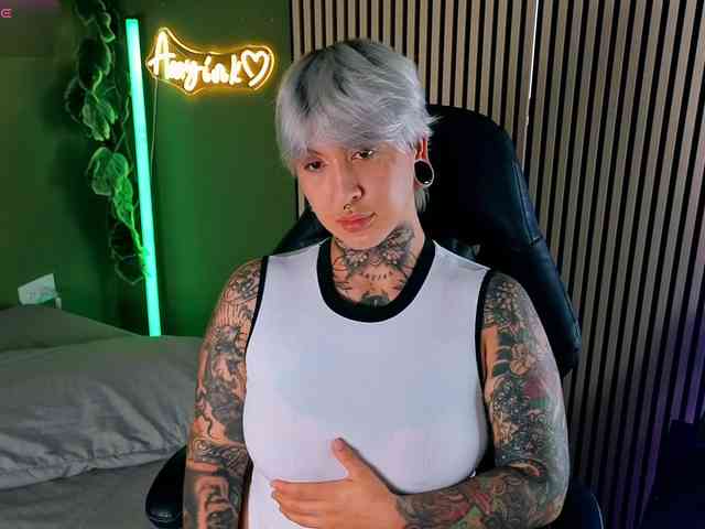 Amy-ink6969 webcam